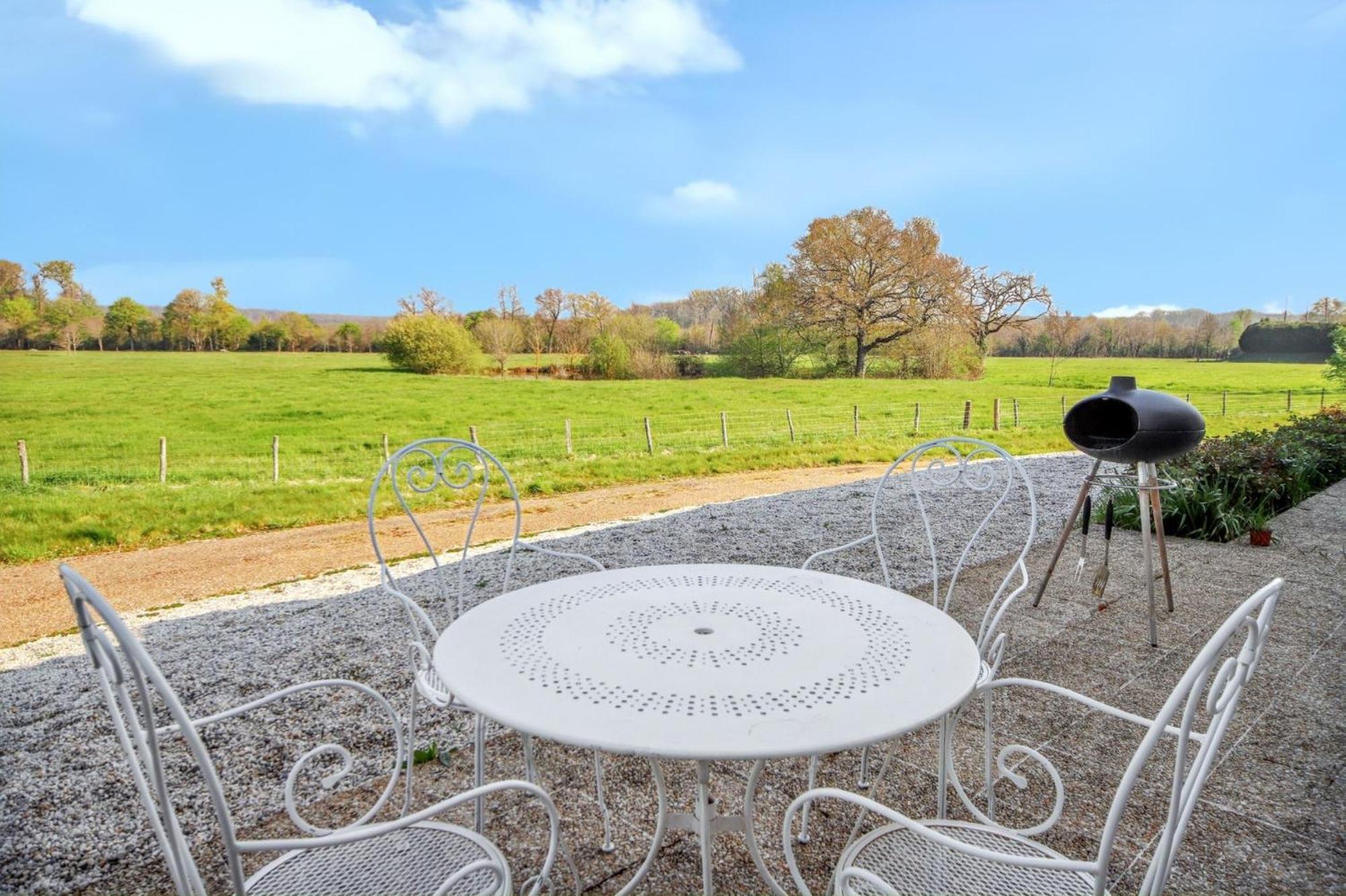 Appartement Cosy A Mont Pres Chambord 100 M² Terrasse Exterior photo